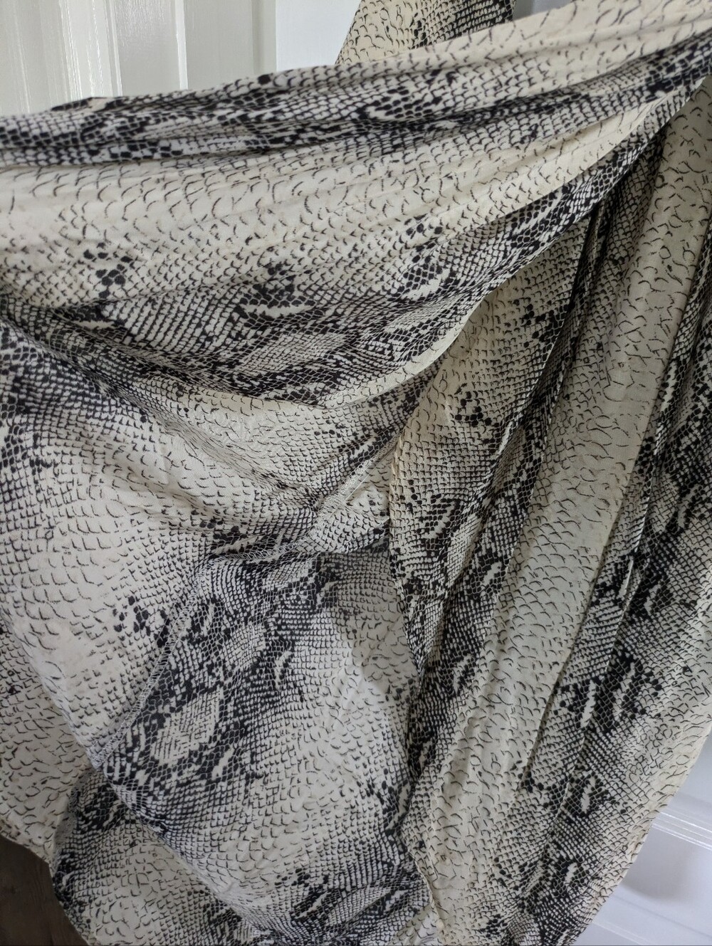 Paper Heart Snake Skin Print Wrap Dress Size S NWT - Picture 8 of 11